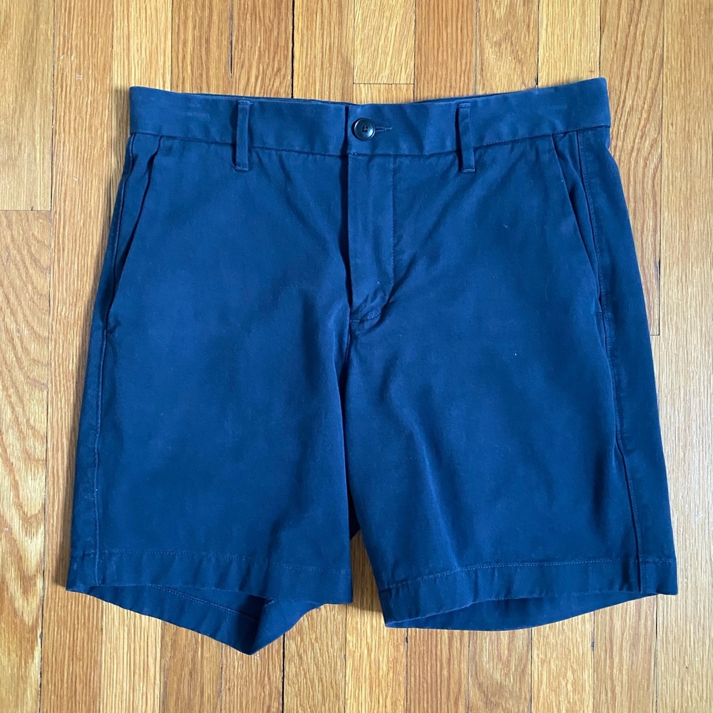 Everlane 7” Slim Fit Performance Chino Short